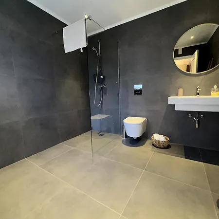 فندق مبيت وإفطار Beachhouselagos لاغوس