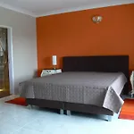 לינה וארוחת בוקר House - Beachhouselagos - Meia