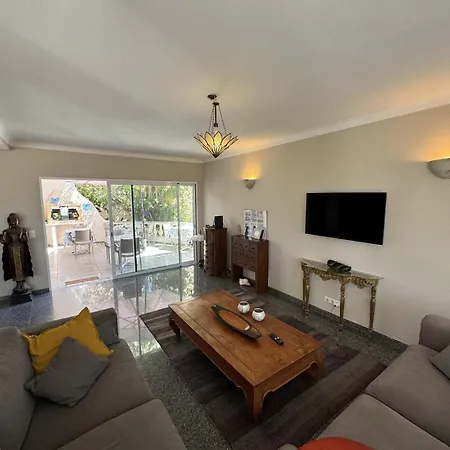 House - Beachhouselagos - Meia Panzió