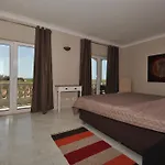 House - Beachhouselagos - Meia